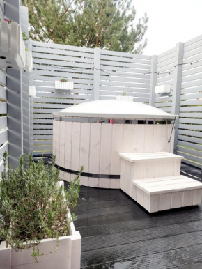Całoroczny domek w Nadolu z Jacuzzi na tarasie, Nadole